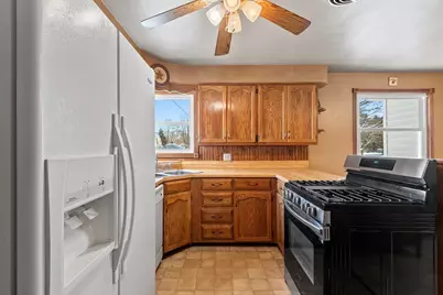 271 S Wood Avenue, Peshtigo, WI 54157 - Photo 12