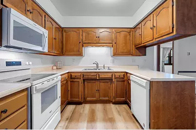 940 Babcock Street #96, Neenah, WI 54956 - Photo 8