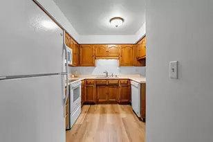 940 Babcock St, Neenah, WI 54956 - Photo 10