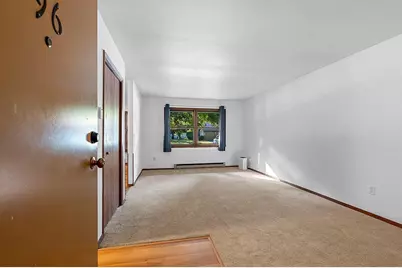 940 Babcock Street #96, Neenah, WI 54956 - Photo 4