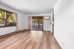 940 Babcock St, Neenah, WI 54956 - Photo 16