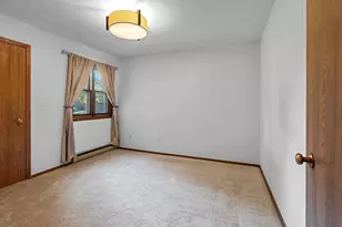 940 Babcock St, Neenah, WI 54956 - Photo 22