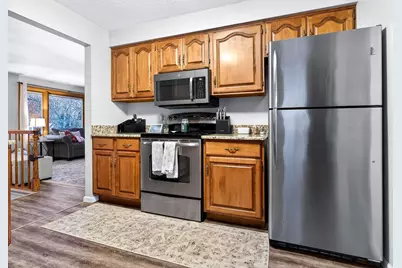 908 Meadow Lane, Kaukauna, WI 54130 - Photo 10