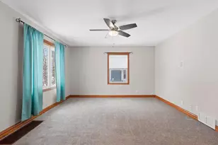 1630 Crooks St, Green Bay, WI 54302 - Photo 4