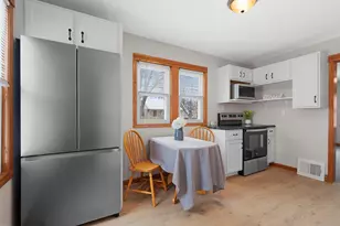 1630 Crooks St, Green Bay, WI 54302 - Photo 10