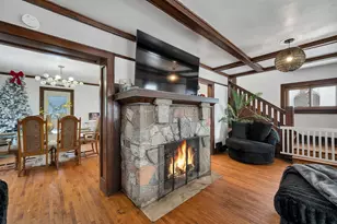 1327 Doty St, Green Bay, WI 54301 - Photo 6