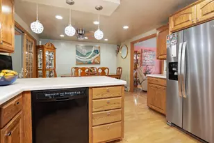 250 Michelle Ct, Green Bay, WI 54302 - Photo 12