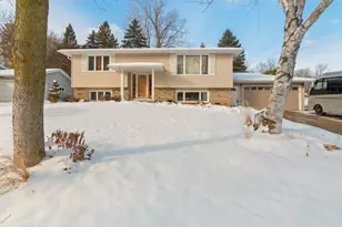 250 Michelle Ct, Green Bay, WI 54302 - Photo 46