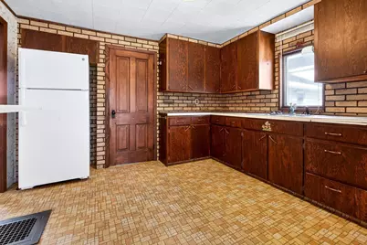 311 Isabella Street, Neenah, WI 54956 - Photo 6