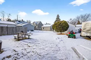 311 Isabella St, Neenah, WI 54956 - Photo 30