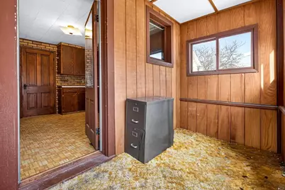 311 Isabella Street, Neenah, WI 54956 - Photo 4