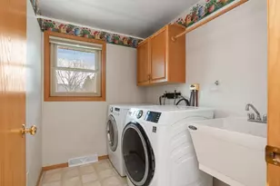 2977 Belle Plane Rd, Green Bay, WI 54313 - Photo 16