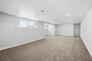 2712 Creekwood Cir, Green Bay, WI 54311 - Photo 28