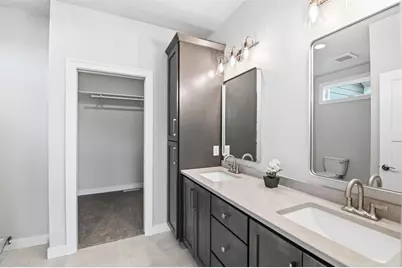 2712 Creekwood Circle, Green Bay, WI 54311 - Photo 18