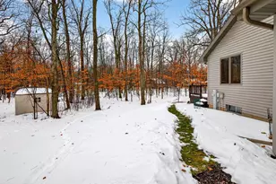 1156 Shaggy Bark Dr, Neenah, WI 54956 - Photo 8