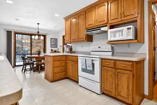 1156 Shaggy Bark Dr, Neenah, WI 54956 - Photo 24