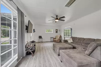 1411 Shawano Avenue, Green Bay, WI 54303 - Photo 6