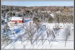 E8130 Flease Rd, Mukwa, WI 54961 - Photo 1