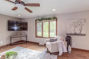 E8130 Flease Rd, Mukwa, WI 54961 - Photo 16