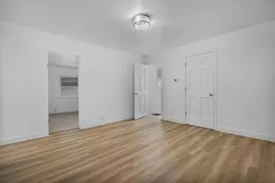 356 W 9th Ave, Oshkosh, WI 54902 - Photo 4