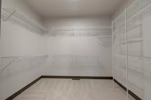 2580 N Stellita Cir, De Pere, WI 54115 - Photo 30