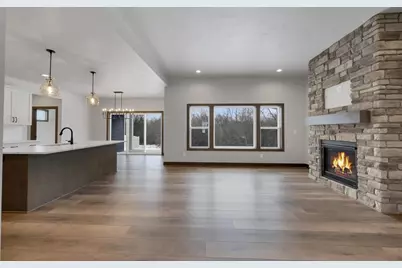 2580 N Stellita Circle, De Pere, WI 54115 - Photo 6