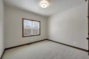 2580 N Stellita Cir, De Pere, WI 54115 - Photo 34