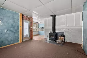 919 W 4th Ave, Oshkosh, WI 54902 - Photo 4