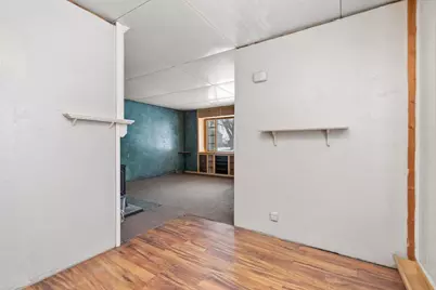 919 W 4th Avenue, Oshkosh, WI 54902 - Photo 10