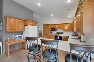 4011 Garrett St, De Pere, WI 54115 - Photo 24