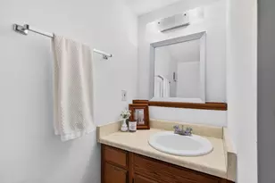 520 E Cecil St, Neenah, WI 54956 - Photo 28