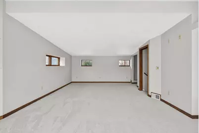 520 E Cecil Street, Neenah, WI 54956 - Photo 20