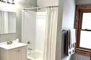 1119 W Bent Ave, Oshkosh, WI 54901 - Photo 14