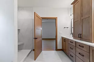 2334 Whispering Wind Ln, Howard, WI 54303 - Photo 28