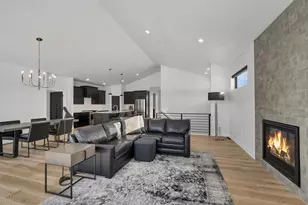 396 Aldon Cir, Green Bay, WI 54304 - Photo 18