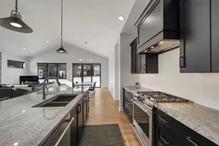 396 Aldon Cir, Green Bay, WI 54304 - Photo 6