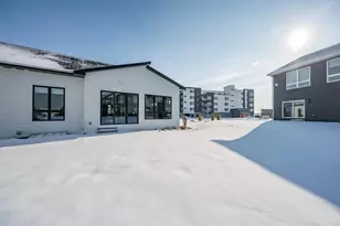 396 Aldon Cir, Green Bay, WI 54304 - Photo 46