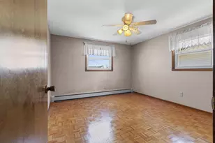 1281 Vly Vw Rd, Green Bay, WI 54304 - Photo 22