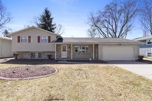 1281 Vly Vw Rd, Green Bay, WI 54304 - Photo 44