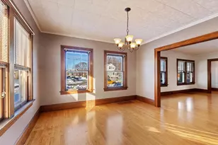 803 W New York Ave, Oshkosh, WI 54901 - Photo 4