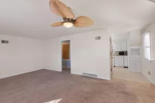 803 W New York Ave, Oshkosh, WI 54901 - Photo 26