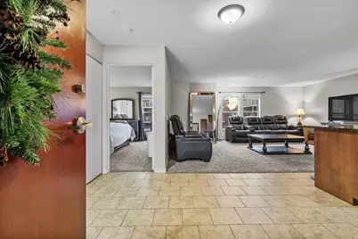 118 S Washington Street #335A, Green Bay, WI 54301 - Photo 4