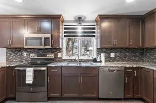 1159 Michaline Dr, Green Bay, WI 54304 - Photo 14