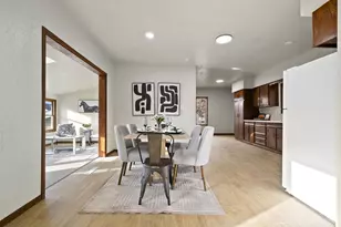 208 Ogden St, Marinette, WI 54143 - Photo 12