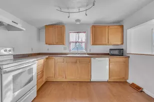 1619 N 27th St, Sheboygan, WI 53081 - Photo 8