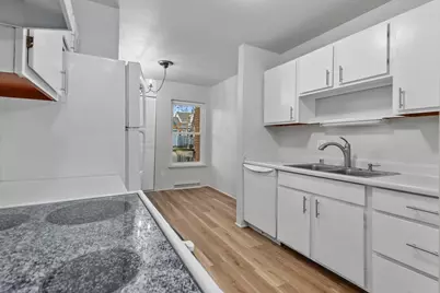 906 Georgia Street, Oshkosh, WI 54902 - Photo 4