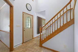 1325 S Westhaven Dr, Oshkosh, WI 54904 - Photo 30