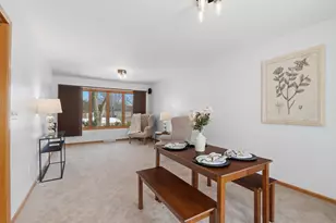 1325 S Westhaven Dr, Oshkosh, WI 54904 - Photo 18