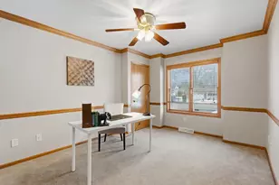 1325 S Westhaven Dr, Oshkosh, WI 54904 - Photo 24