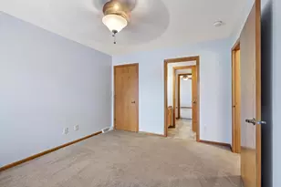 1325 S Westhaven Dr, Oshkosh, WI 54904 - Photo 32